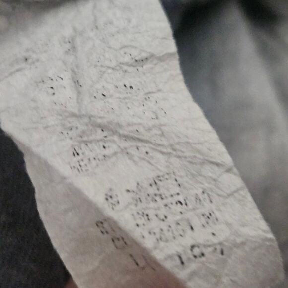 Oversized Long Sleeve Tee Size XL - Picture 4 of 4